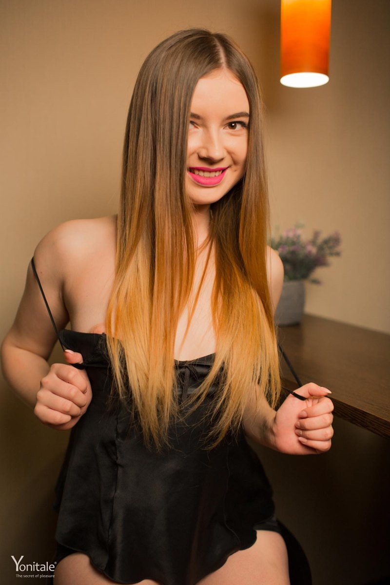 Валерия, 22